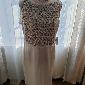 🆕️ Ivanka Trump Lace Dress